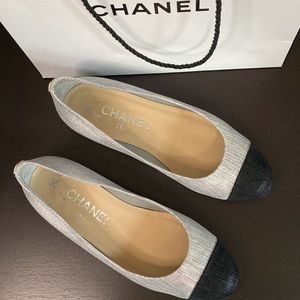 CHANEL Silver Black Ballet Flats Diamond CC logo on back AUTHENTIC Sz 36 (6)